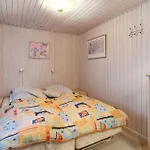 2 Bedroom Beautiful In Juelsminde