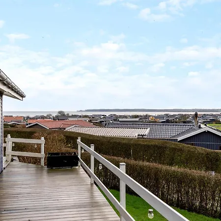 Hébergement de vacances 2 Bedroom Beautiful In Juelsminde Sonderby (Midtjylland)