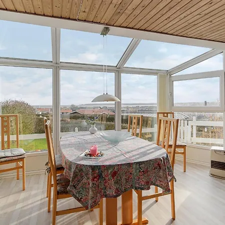 Hébergement de vacances 2 Bedroom Beautiful In Juelsminde Sonderby (Midtjylland)