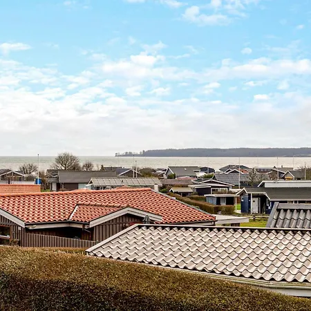 2 Bedroom Beautiful In Juelsminde Casa vacanze