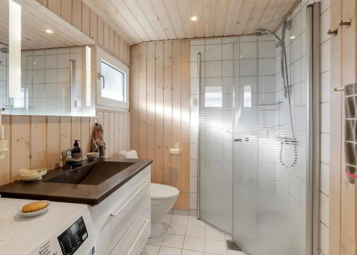 Casa vacanze 2 Bedroom Beautiful In Juelsminde Sonderby (Midtjylland)